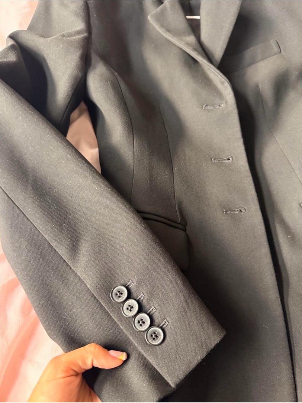 Aritzia Babaton black blazer - Picture 5 of 6